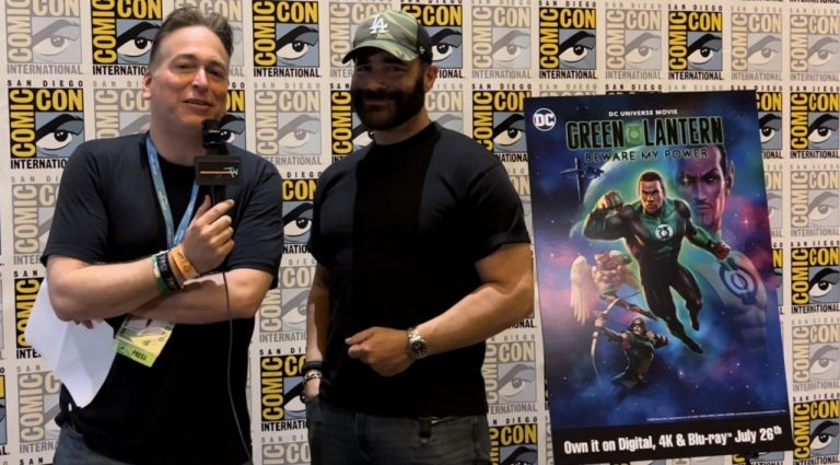 SDCC-CHERRY THE GEEK TV:INTERVIEW- BRIAN BLOOM (ADAM STRANGE) IN GREEN LANTERN:BEWARE MY POWER