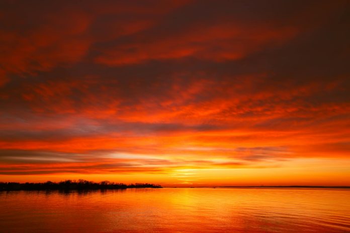 image-129 Twilight. 25° F. 6:31 to 7:14 am. January 3, 2024. Cove Island Park, Stamford, CT.
